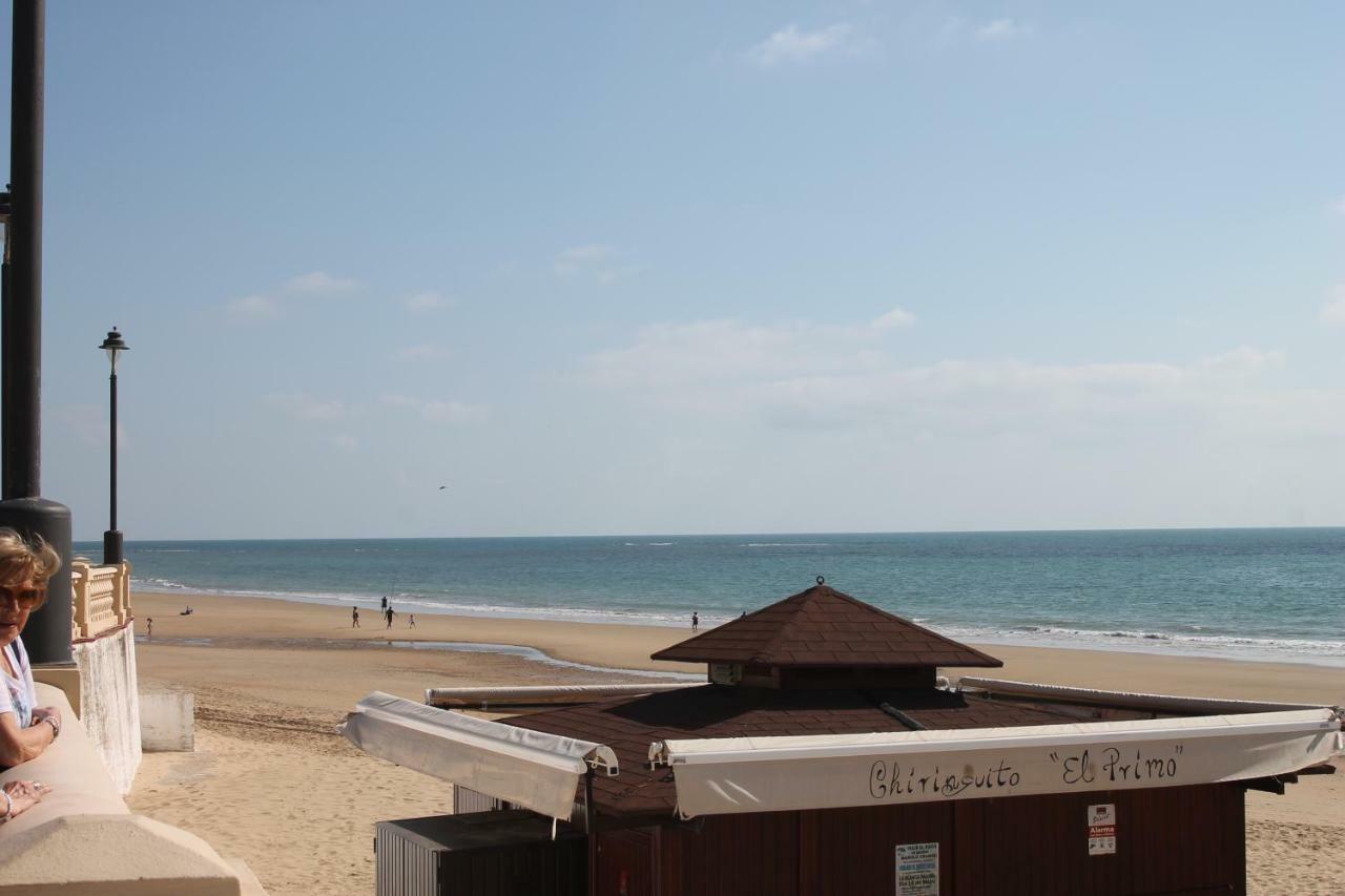 Chipiona Edf. Arrecife Apartment Exterior photo