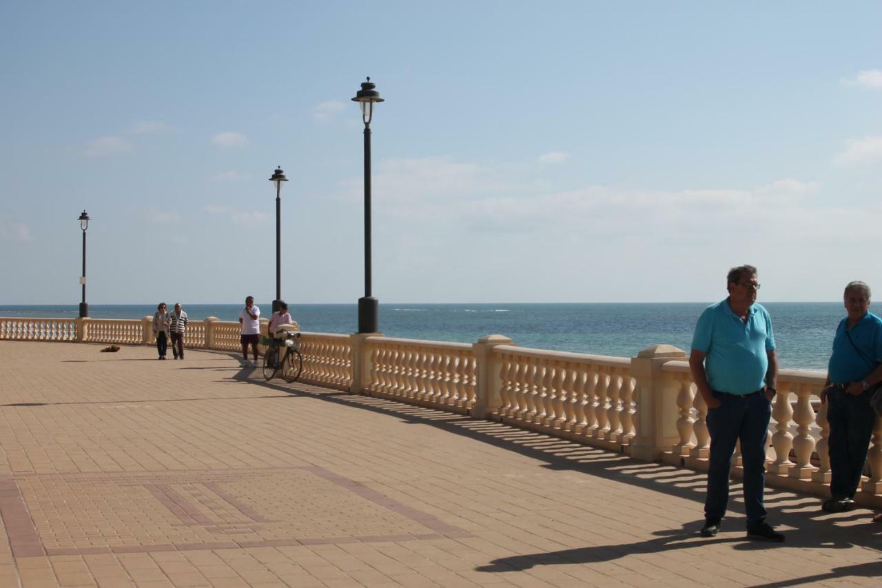 Chipiona Edf. Arrecife Apartment Exterior photo